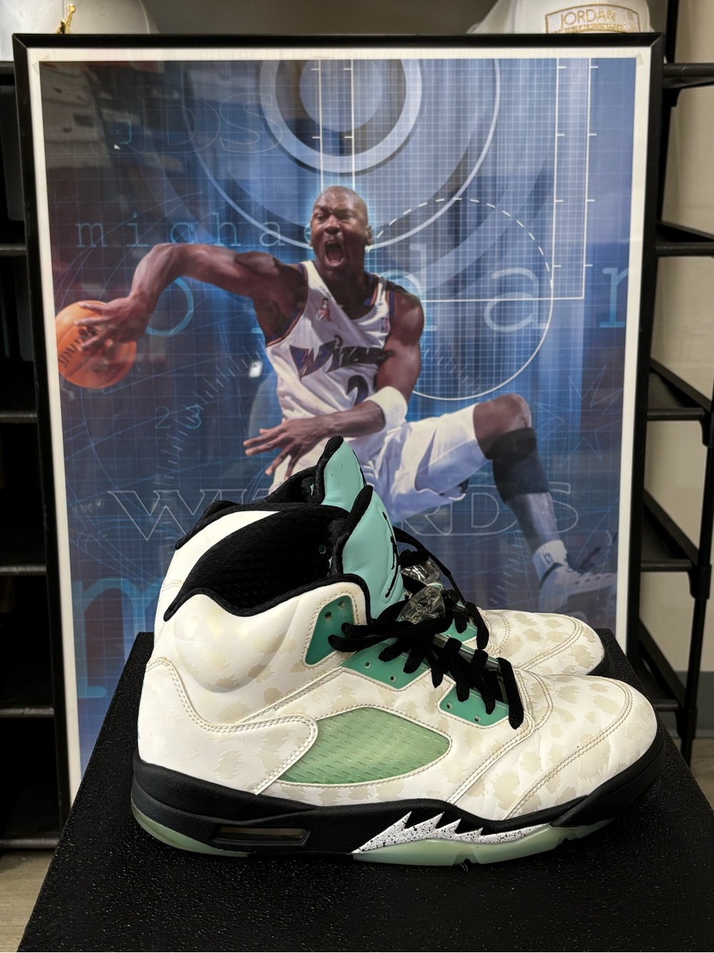 Size 10- Men’s Nike Air Jordan 5 Retro Island Green CN2932-100 RARE 2019